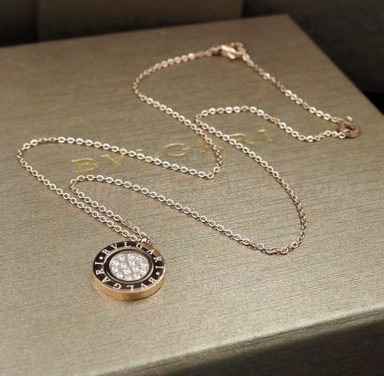 Bvlgari Necklaces 24